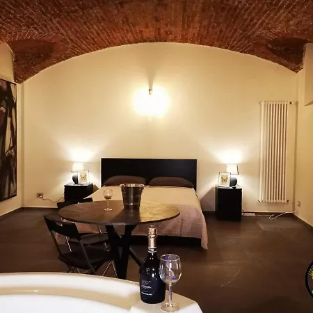 Con Vasca Jacuzzi E Sauna In Piazza Statuto With Ac 公寓 都灵